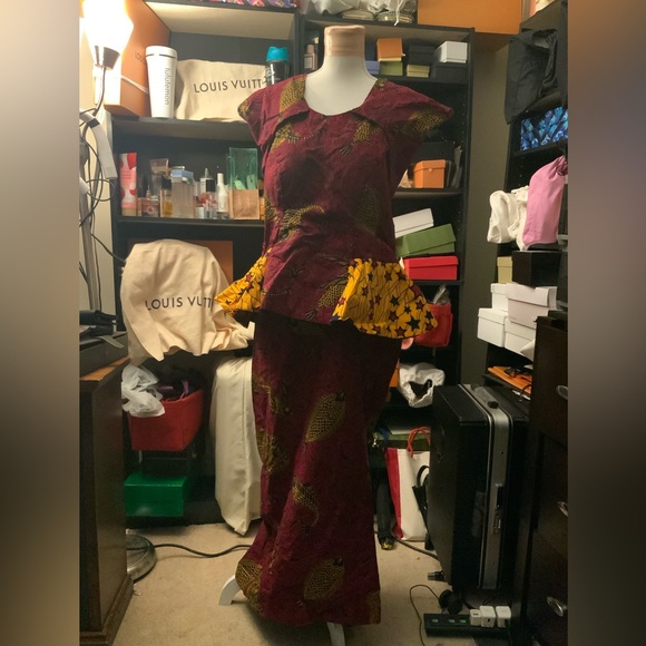 Womens African native gown. Brand new. Sz. 14-16. - Picture 1 of 4